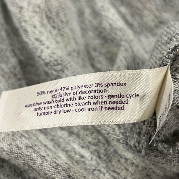 Cacique Plus Size Grey Lace Scoop Neck Short Sleeve Tunic - Picture 6 of 11